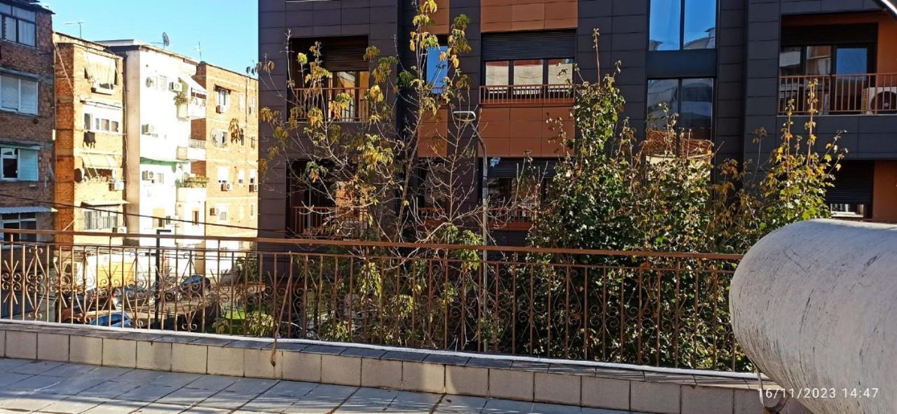 Royal Hostel 地拉那 外观 照片