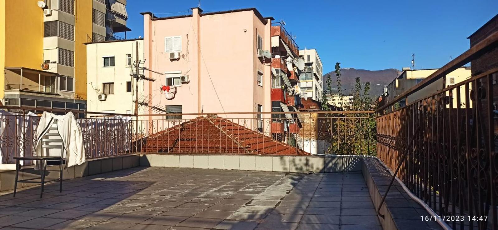 Royal Hostel 地拉那 外观 照片