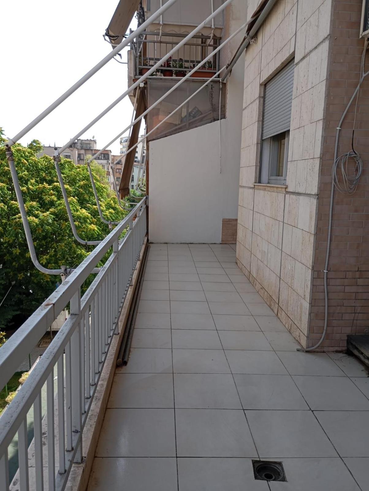 Royal Hostel 地拉那 外观 照片